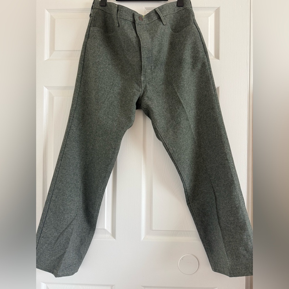 Wrangler Textured Gray Pants